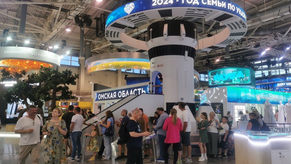 Dismantling of the RUSSIA EXPO has started at VDNH