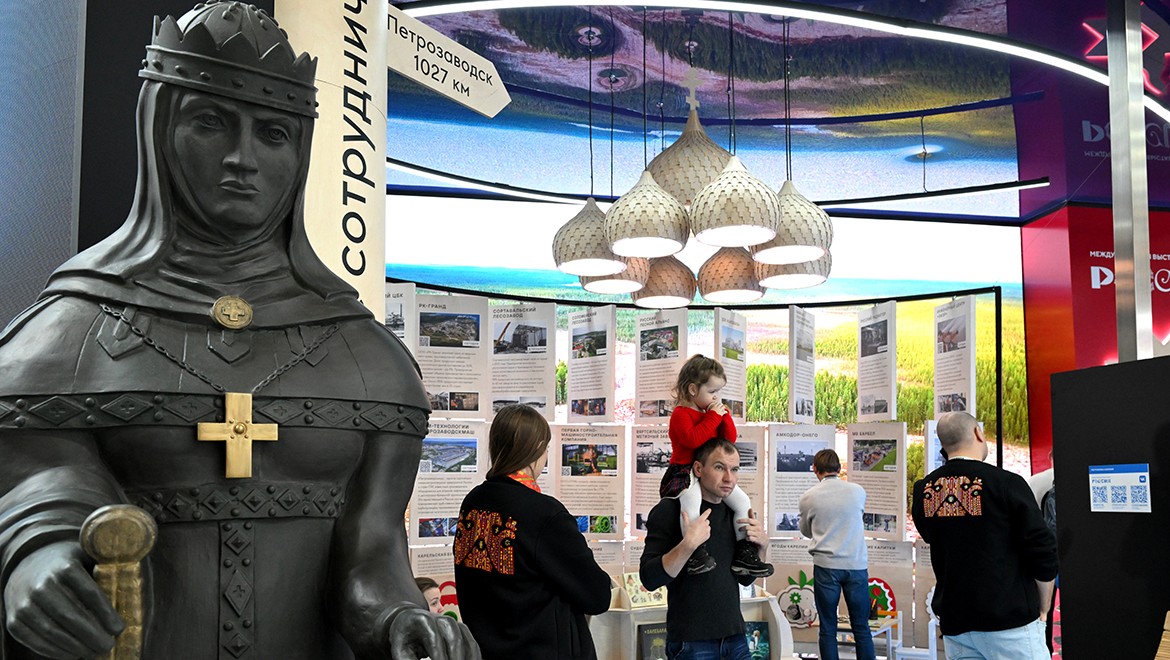Hanging lakes and the oldest volcano in Karelia: what Aino will tell about at the RUSSIA EXPO