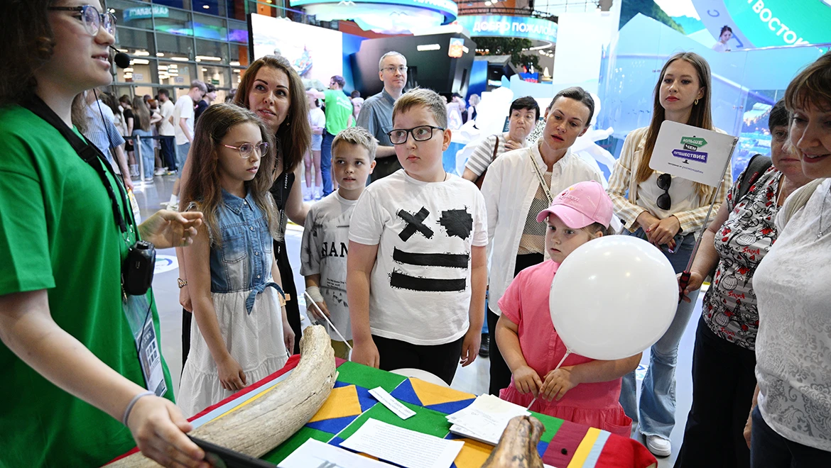 Inclusive ethics, authentic workshops and playing the vargan: what to learn at the Exposition
