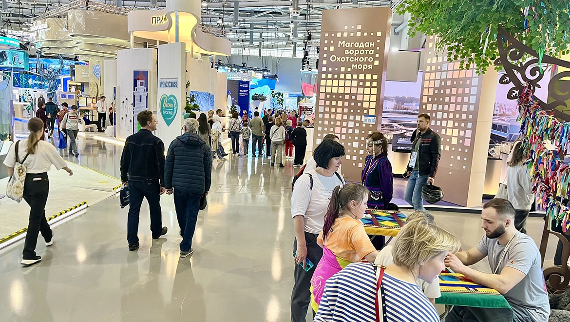 A heart lit by the warmth of palms and a VR-trip across the Caucasus: regional expositions are undergoing major updates