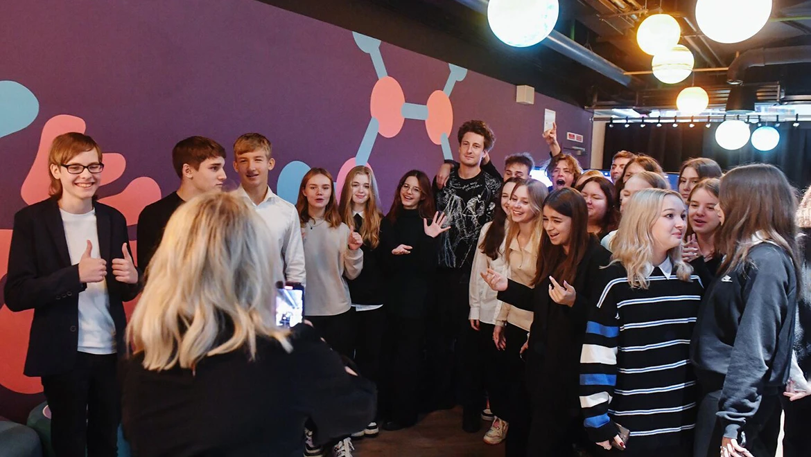 A lecture from boomers, useful creativity and a battle with a noodle monster: how to spend Runet Day with benefits