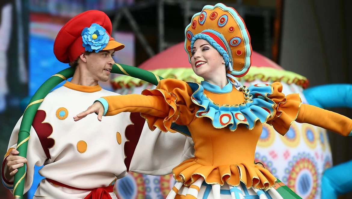 Korenskaya Fair Day, "Firebird" ethnic concert and "Timonya" dance. More events to take place at the RUSSIA EXPO on June 25