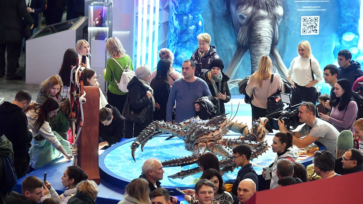 Nizhny Novgorod tram, Kamchatka crab and the "choir of a thousand": the surprises the International RUSSIA EXPO on its opening day