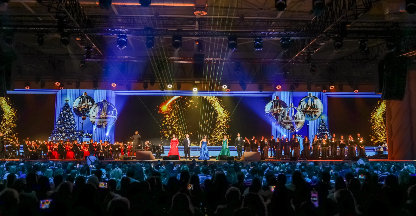 Delight and nothing less: audience reviews of the multigenre New Year Concert at the National Centre