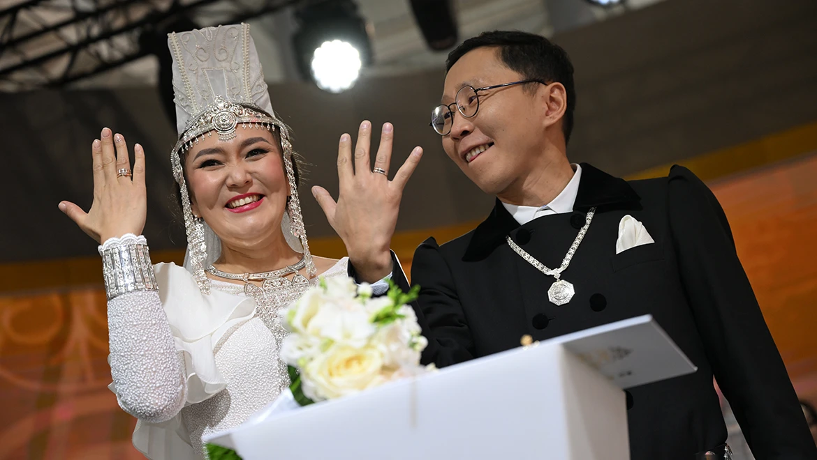 One more wedding at the RUSSIA EXPO - this time according to the traditions of Yakutia