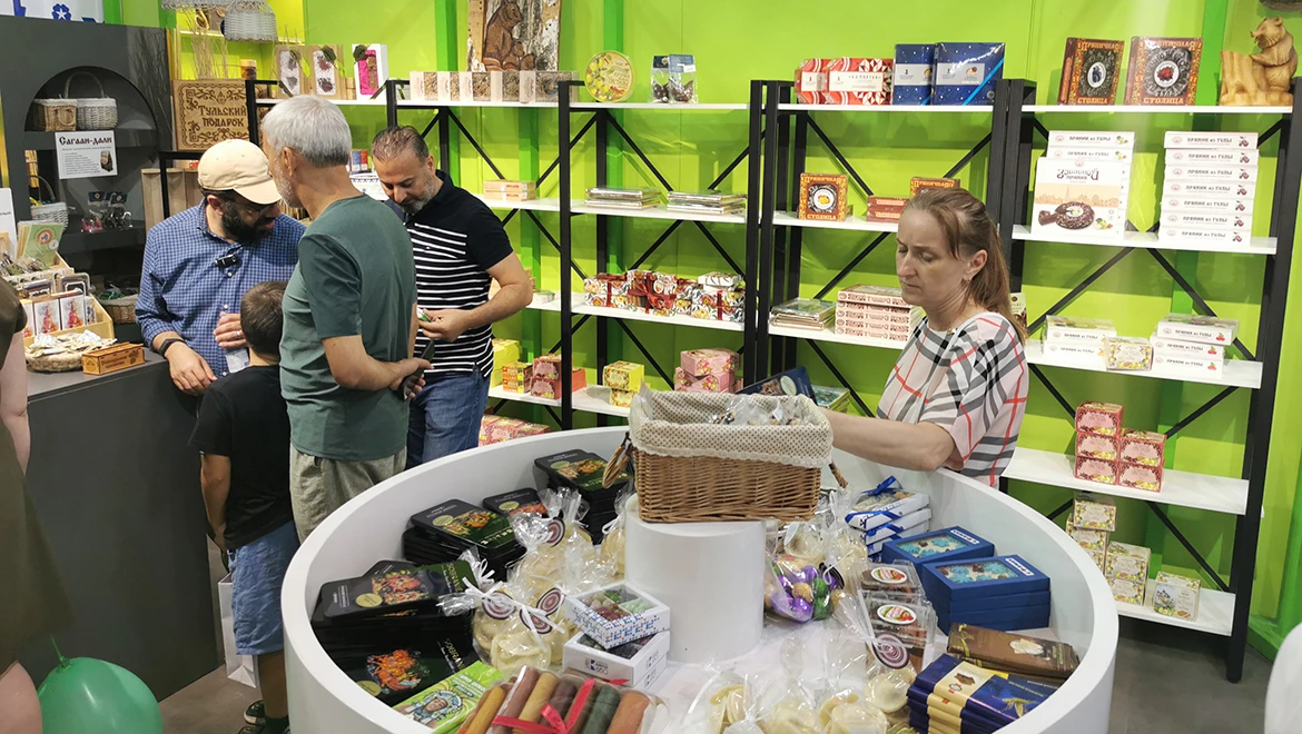 Unique souvenirs, sweets and natural cosmetics await guests at the Department Store