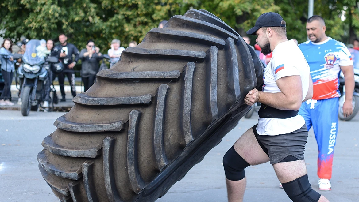 Bogatyr strength and new achievements: Records Day on May 10 at the RUSSIA EXPO