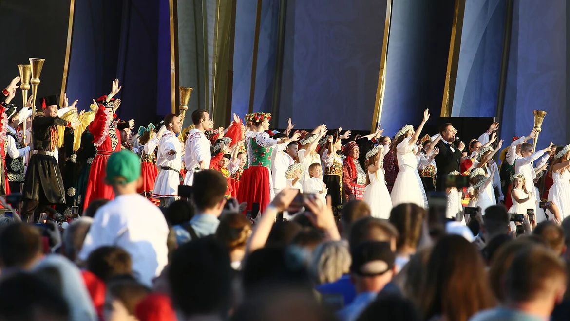 The best artists and creative groups took part in a grand concert to mark the end of the RUSSIA EXPO