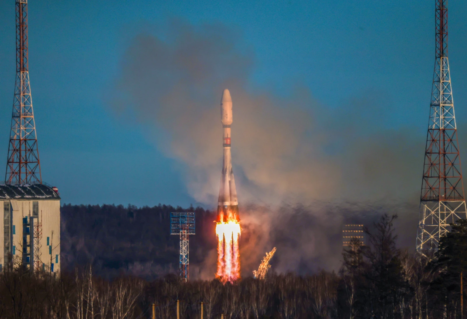 The launch of the most "family-oriented" space expedition will be broadcast on the outdoor screen of the National Centre RUSSIA