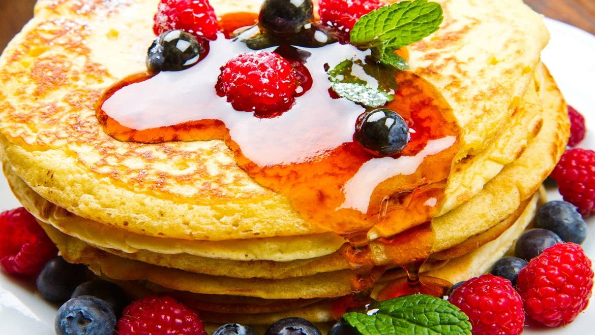Udmurt pancakes with goose and arctic breakfast - maslenitsa at the house of russian cuisine on march 16