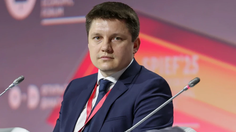 "Robots are starting to create robots that produce goods for humans": Yuri Kozarenko at SPIEF 2025