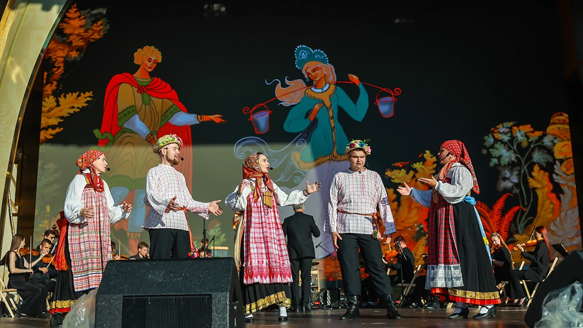 Old songs in a modern way: "Firebird" ethno-concert took place at the RUSSIA EXPO