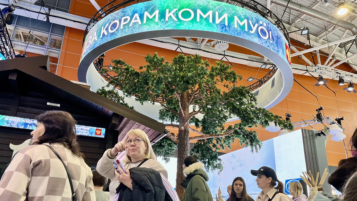 Helicopter tour raffle, acquaintance with your totem animal and a real tent with reindeer skins — the Komi Republic invites to its stand