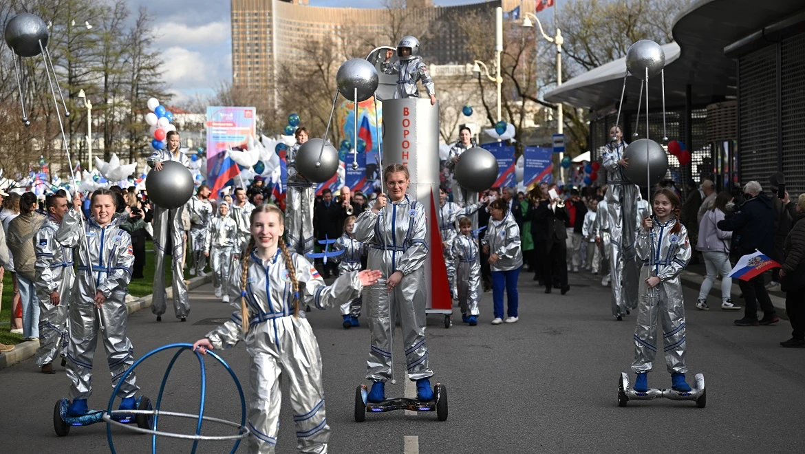 The solemn procession "Time of Russia! Time Forward" was held at the RUSSIA EXPO