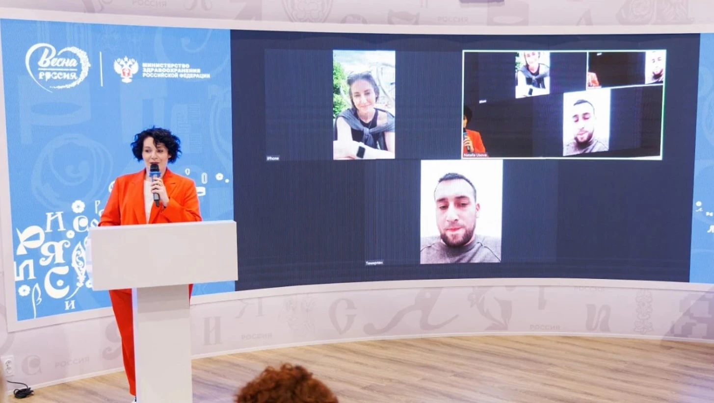 Bone marrow donor and recipient met at the RUSSIA EXPO