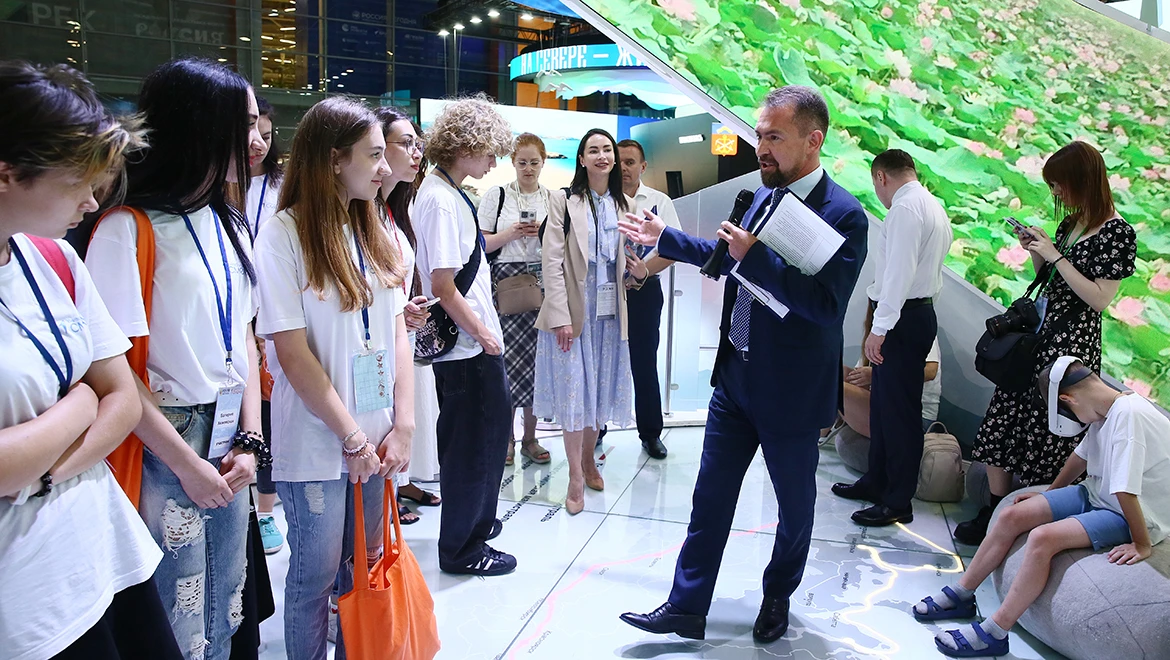 Youth from post-Soviet countries will visit the RUSSIA EXPO as part of the NPO "Eurasia" projects