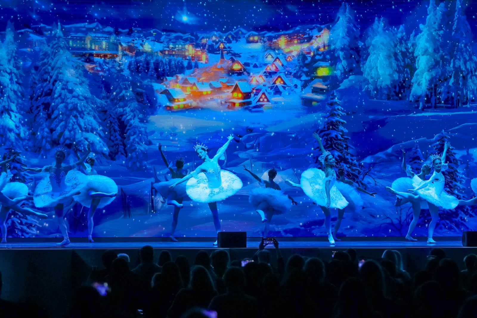 The lead singer of "Ivanushki International," Kirill Andreyev, attended the premiere of the ballet "The Nutcracker" at the National Centre RUSSIA