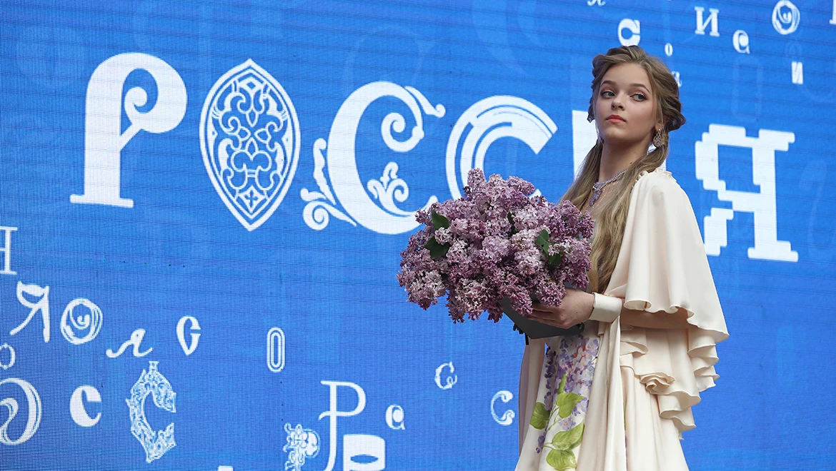Floral fashion show and secrets of growing lilies: don’t miss the "Future in Flowers" festival