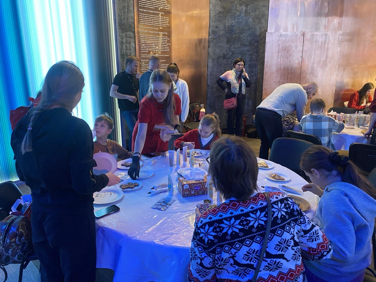 A masterclass on decorating New Year gingerbread at the National Centre RUSSIA inspired participants of all ages