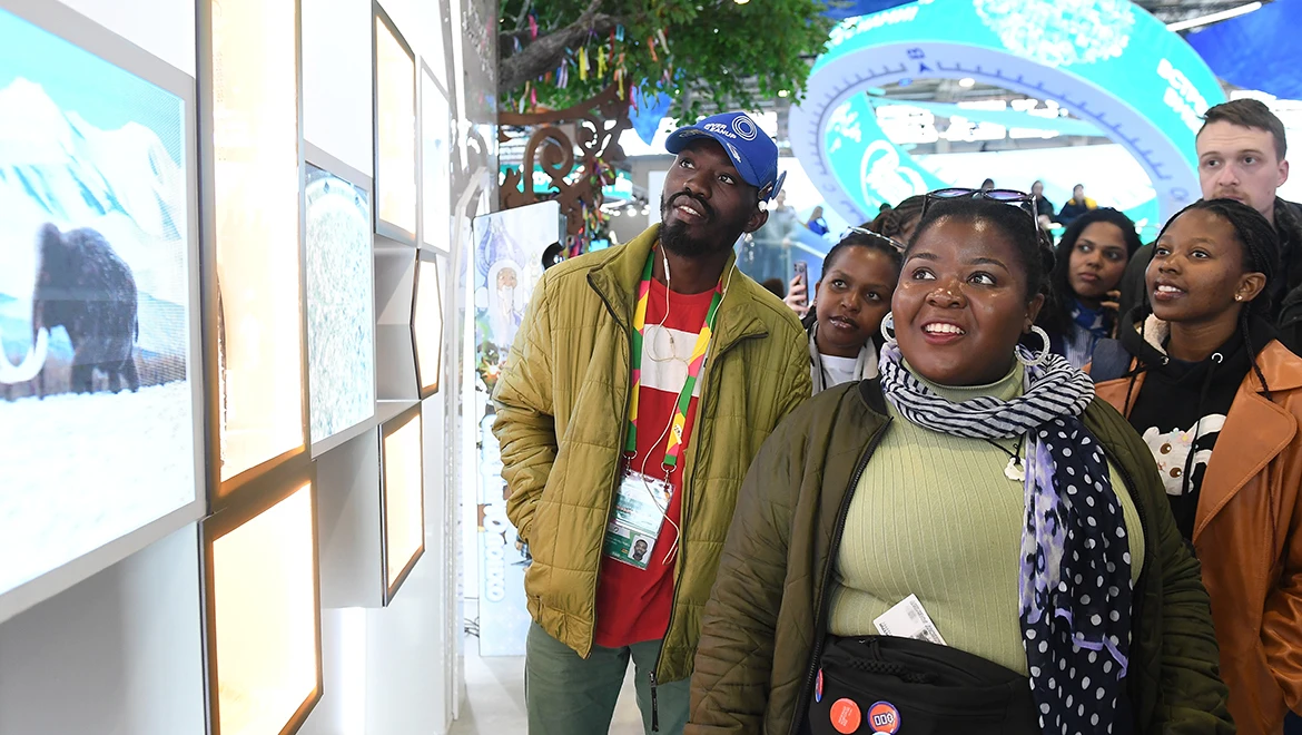 Foreign participants of the World Youth Festival in Sirius round up their acquaintance with the country at the International RUSSIA EXPO