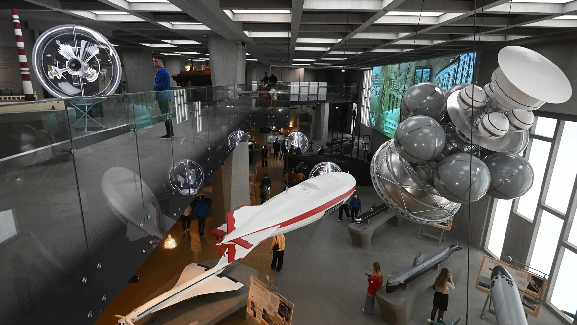 Excursions, scientific comedy game and masterclasses: ATOM pavilion invites to the Night at the Museum
