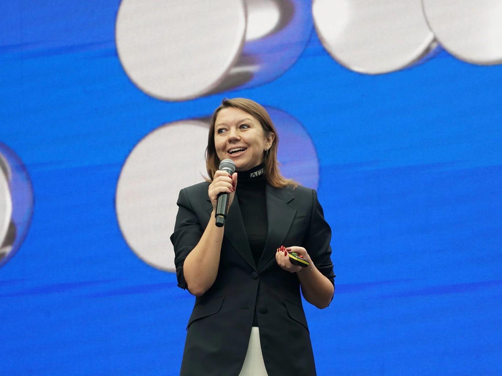 Natalia Virtuozova presented the children's program of the RUSSIA EXPO