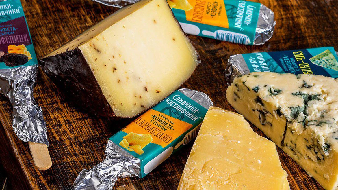 Pumpkin jam, cheese caramel and stewed berries can be tasted at the Farmers Fair