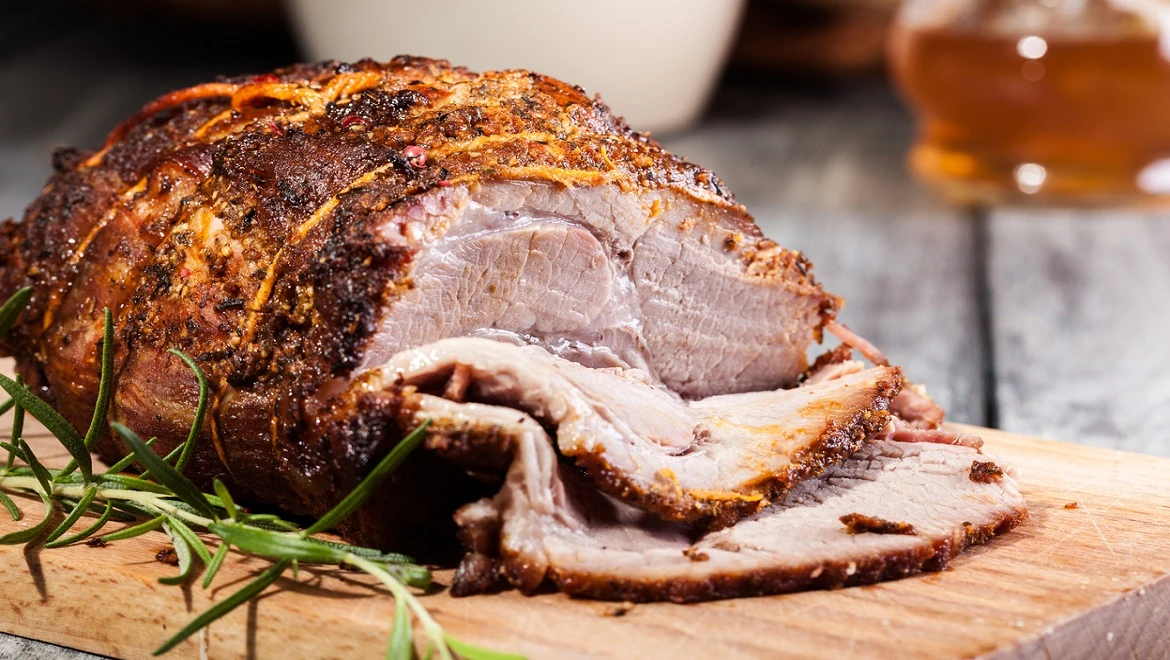 Braised beef sirloin, kulebyaka with pikeperch, potato waffles - tastings and masterclasses on January 12