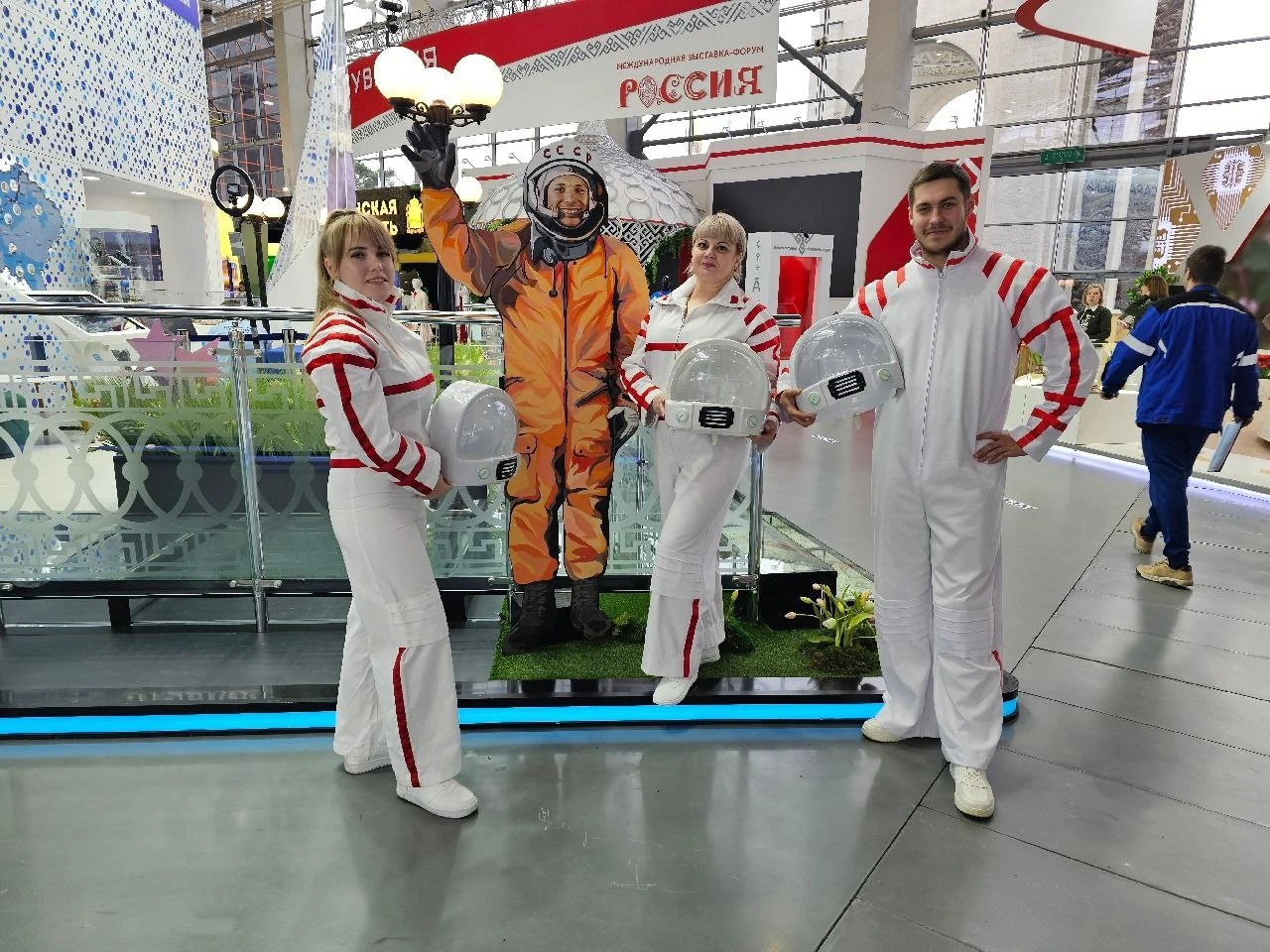 Presentation events from the "Cosmic Saratov" series are held at VDNH in honor of Cosmonautics Day