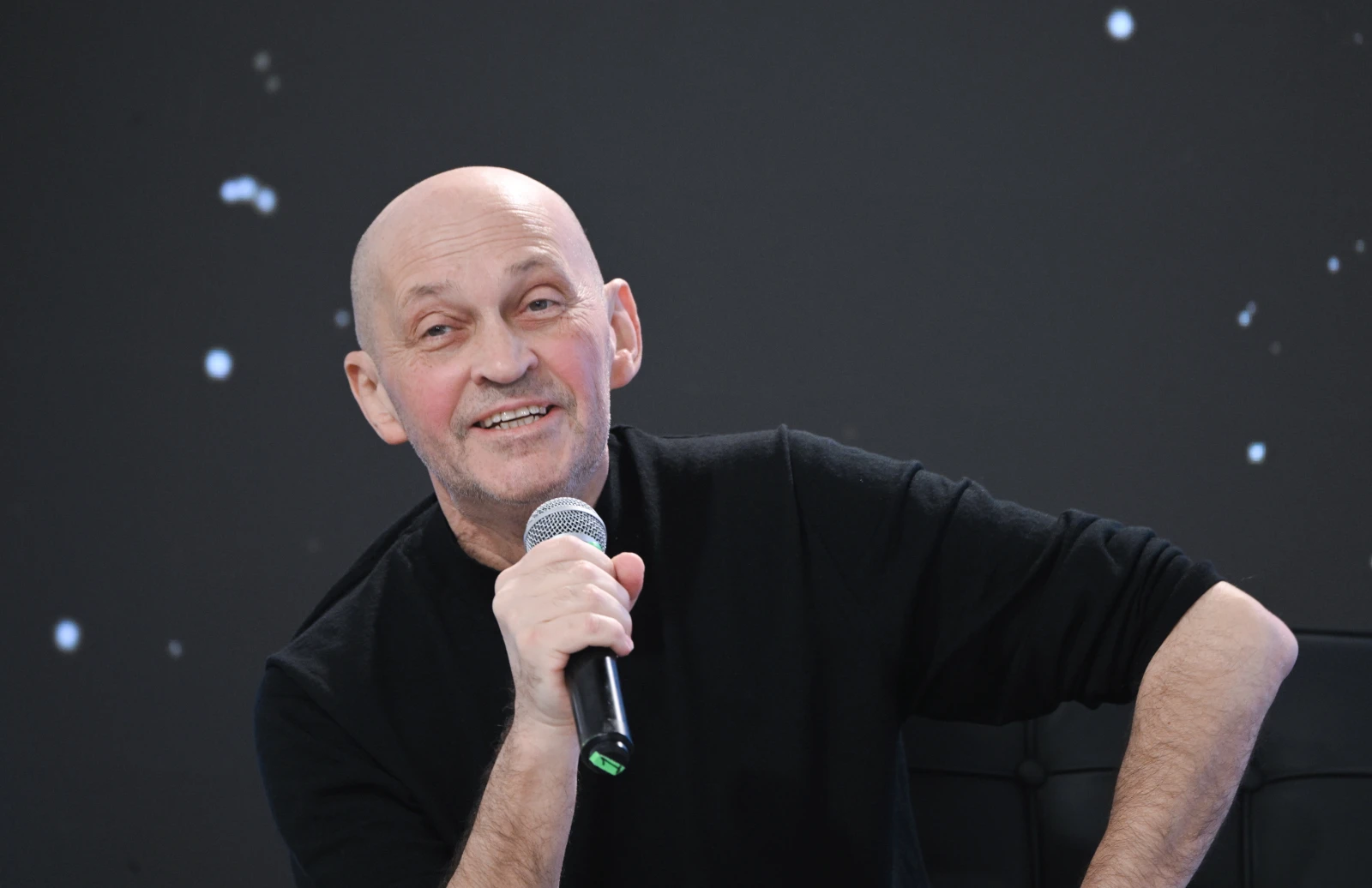The design of the future discussed at the International Symposium "Inventing the Future"