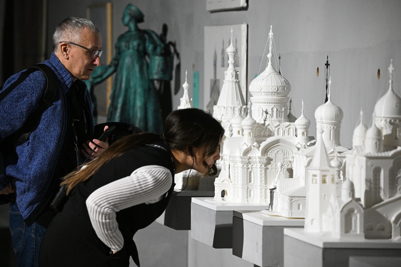 Dreams turned into reality: tours of the exposition "Legacy for the Future" at National Centre RUSSIA