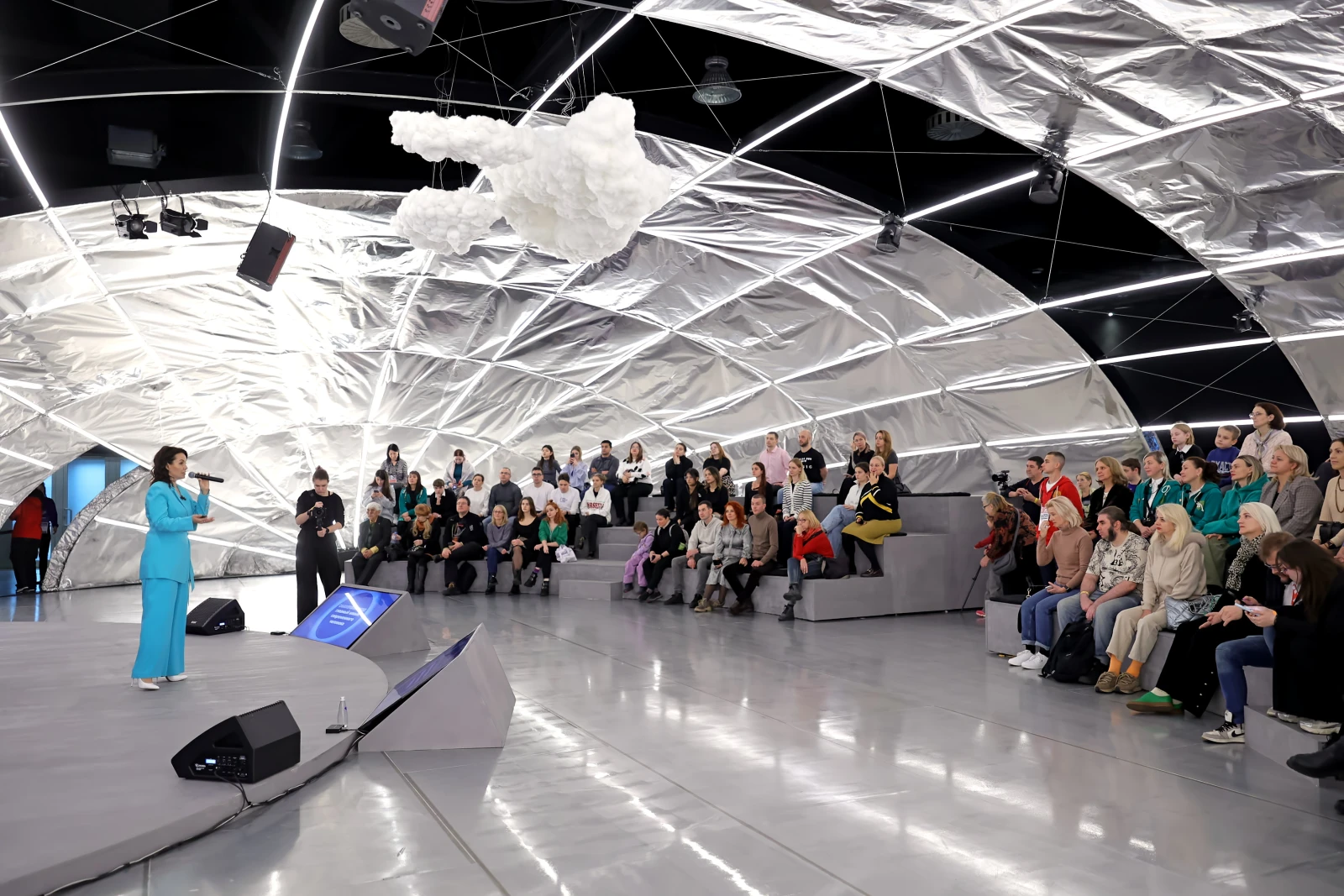 Guests of the National Centre RUSSIA learned the secrets of successful public speaking and communication