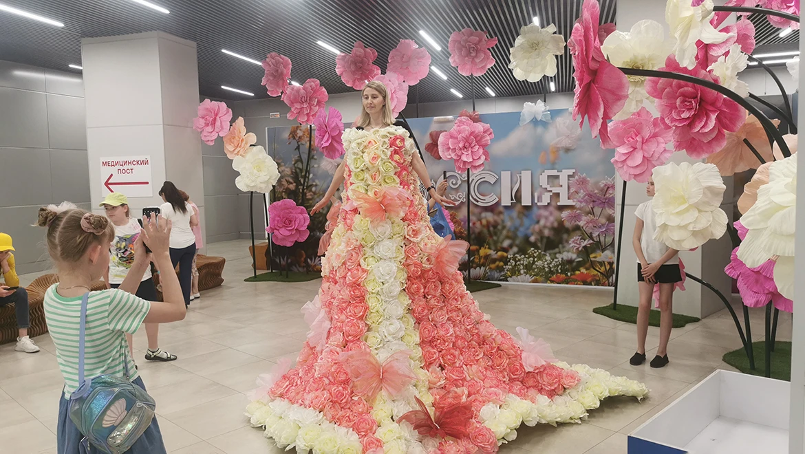 Discovering the secrets of peonies: why visit the "Future in Flowers" pavilion and what interesting things to see along the way