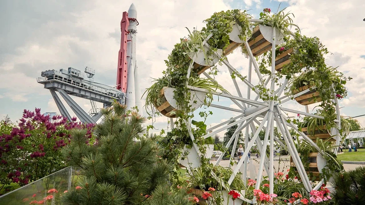 Choosing the "Future in Flowers" — you can evaluate your favorite exposition at the RUSSIA EXPO