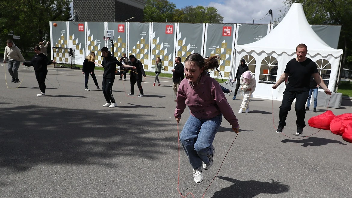 Workout with the champion, equestrian festival and hobbyhorsing tournament. Bright events on May 16