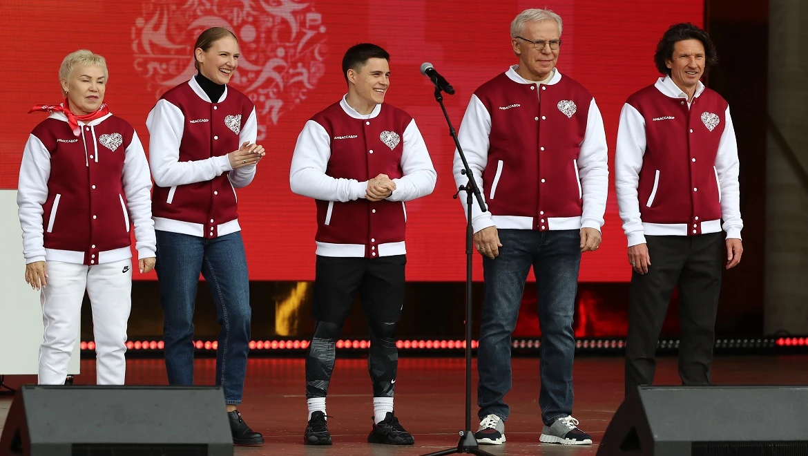 Discipline of the mind and education of the spirit: champions about the mass exercise at the RUSSIA EXPO
