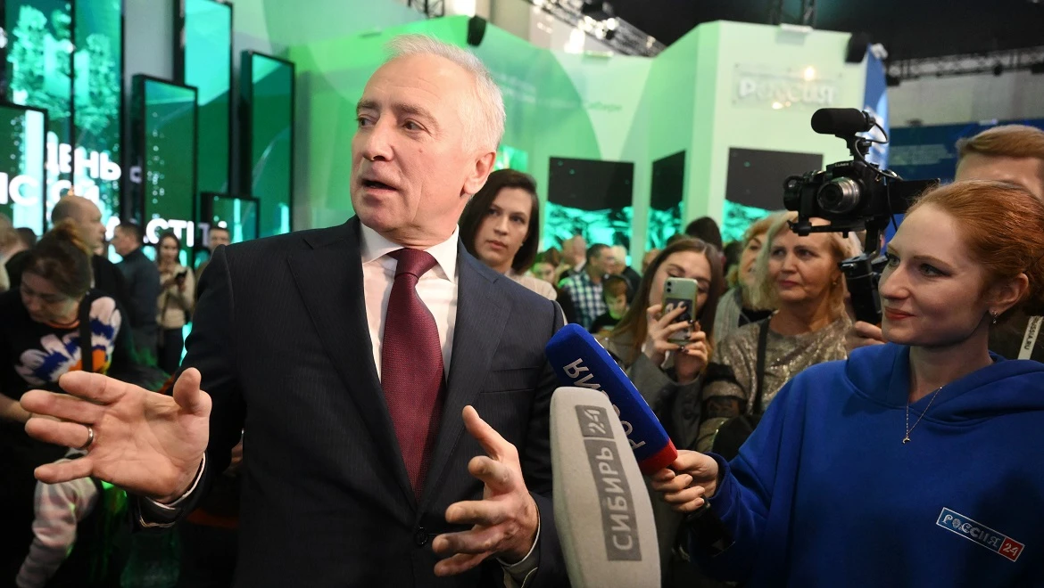 Day of the Tomsk region: Emerald City, giant cake and scientific standup