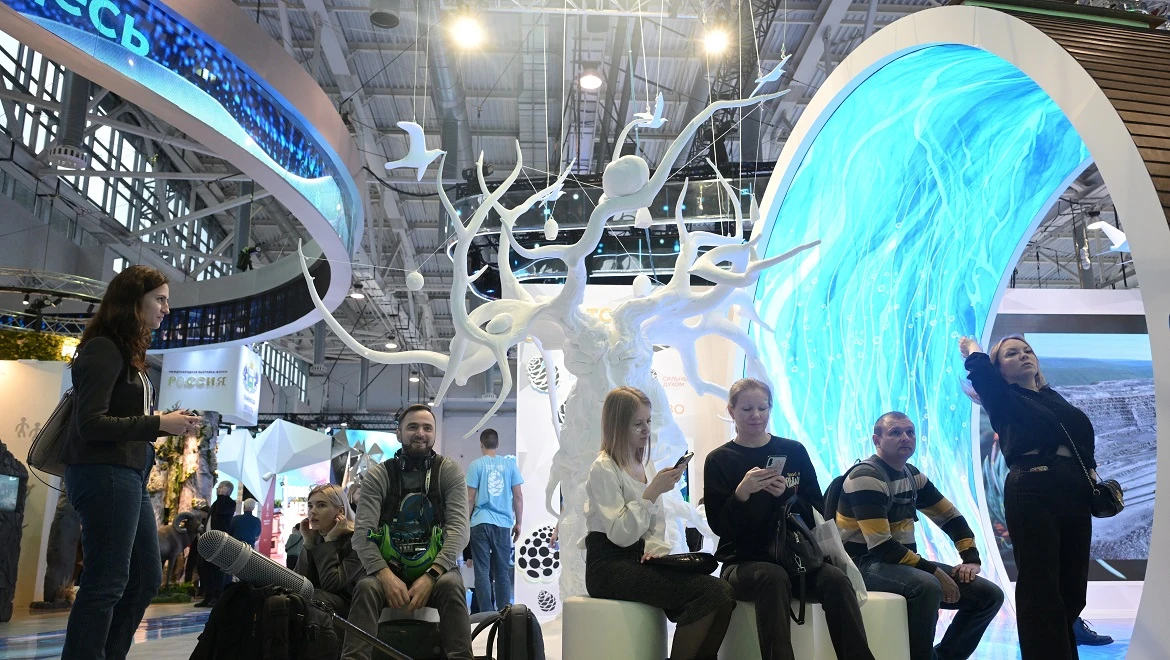 Selfies with Kant and avatar with Genghis Khan: where to take the most creative photos in Pavilion No. 75