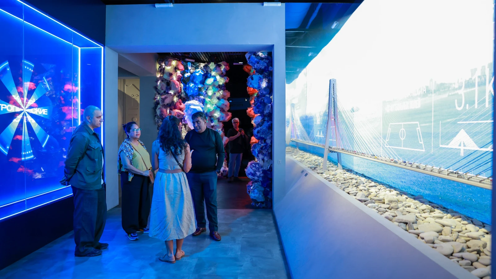 A guided tour for international participants of the events marking the closing of the architectural exposition 